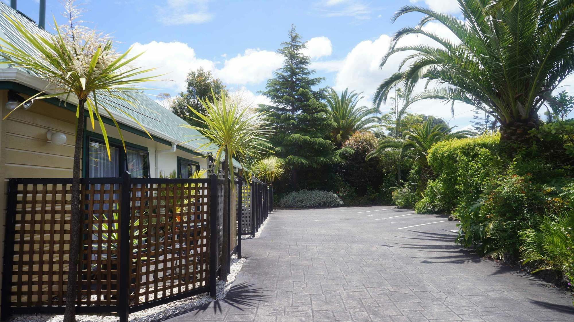 Cheviot Park Motor Lodge Whangarei Exterior foto